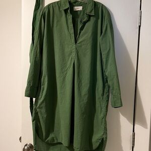 XiRENA Forest Green Buttonless Dress
With belt